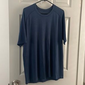 Lulu lemon shirt